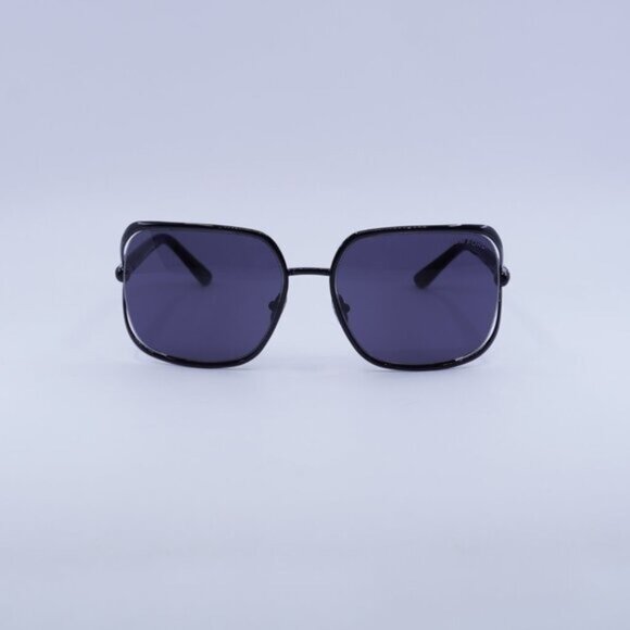 Tom Ford Goldie FT1092 01A Sunglasses Black Square Frame, Smoke Lenses main image 9